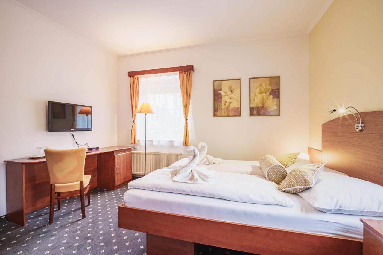 Francis Spa Hotel Frantiskovy Lazne Bagian luar foto